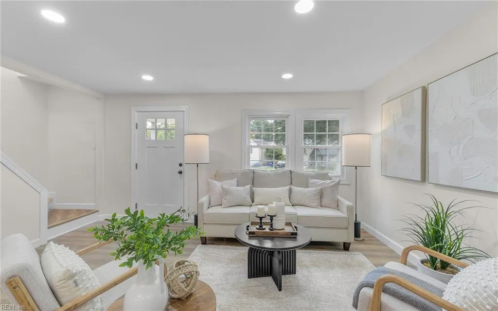 Norfolk, Virginia 23518, United States, 4 Bedrooms Bedrooms, ,3 BathroomsBathrooms,Residential,Active,220610