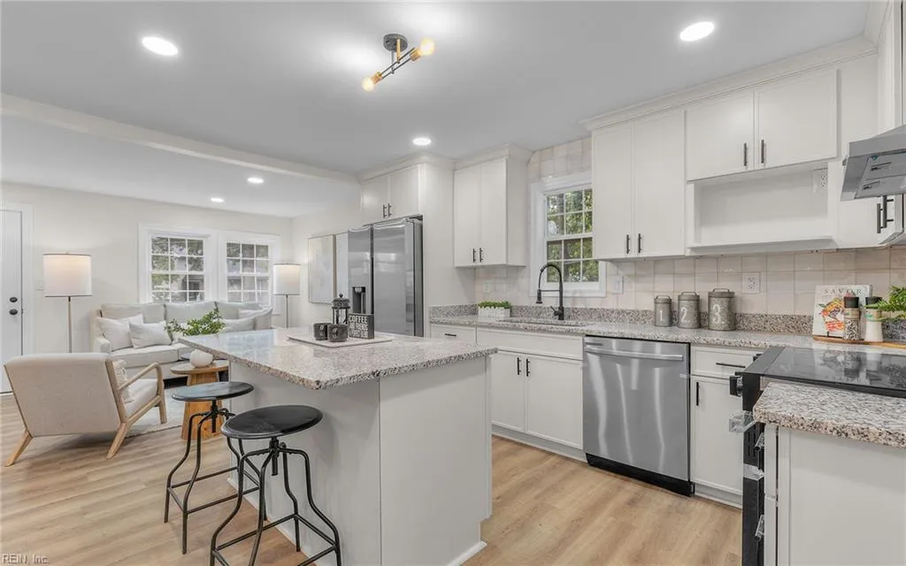 Norfolk, Virginia 23518, United States, 4 Bedrooms Bedrooms, ,3 BathroomsBathrooms,Residential,Active,220610