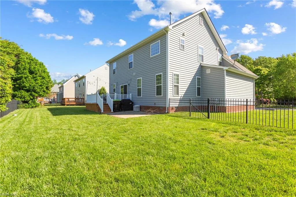 Carrollton, Virginia 23314, United States, 4 Bedrooms Bedrooms, ,3 BathroomsBathrooms,Residential,Active,127176