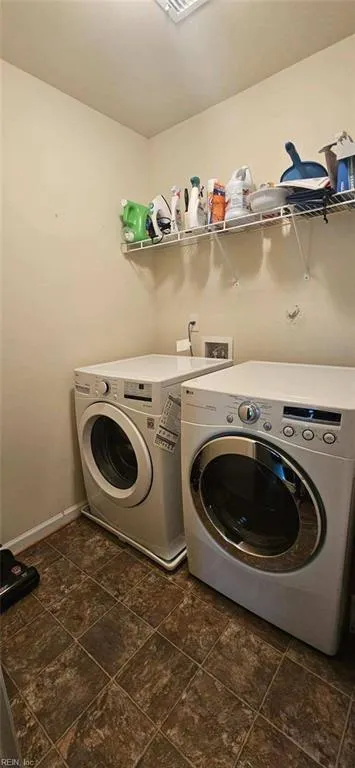 Carrollton, Virginia 23314, United States, 4 Bedrooms Bedrooms, ,3 BathroomsBathrooms,Residential,Active,127176