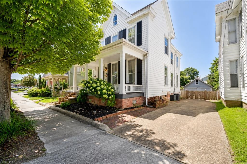 Photo of 117 Clay Street, Suffolk, VA 23434 (MLS # 10648111)