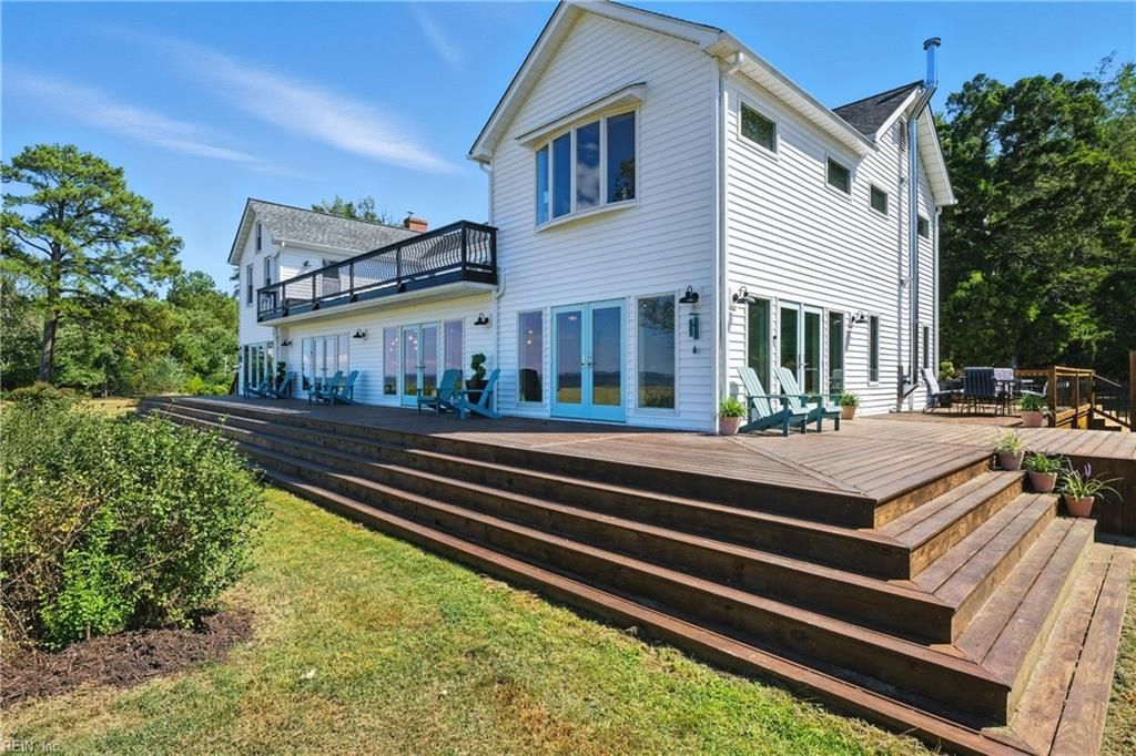 Photo of 522 Felton Road, Deltaville, VA 23043 (MLS # 10622640)