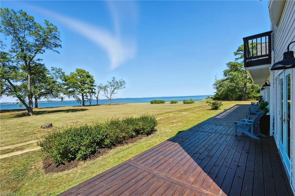 Photo of 522 Felton Road, Deltaville, VA 23043 (MLS # 10622640)