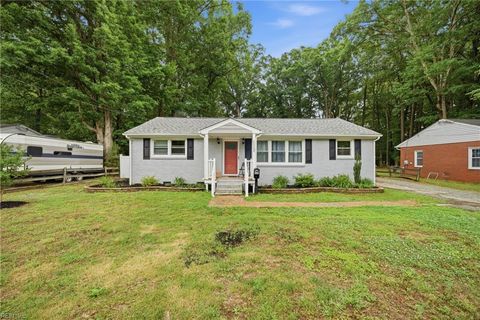 Photo of 113 Shoe Lane, Newport News, VA 23606 (MLS # 10636748)