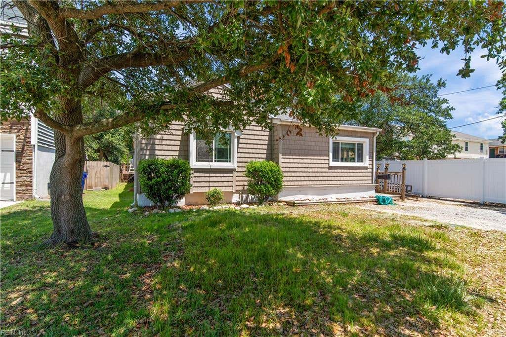 Photo of 856 Little Bay Avenue, Norfolk, VA 23503 (MLS # 10647098)