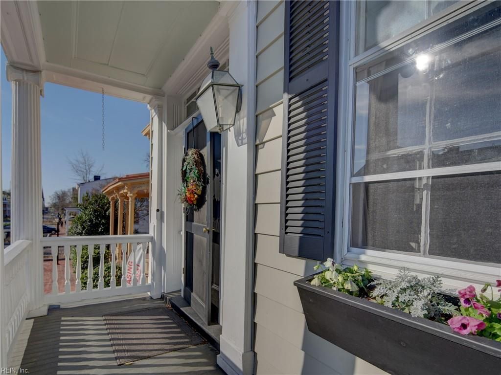 Photo of 340 Court Street, Portsmouth, VA 23704 (MLS # 10625128)