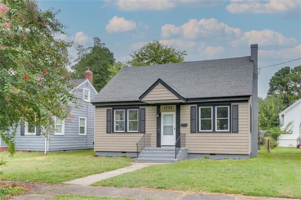 Photo of 1704 Holladay Street, Portsmouth, VA 23704 (MLS # 10621174)