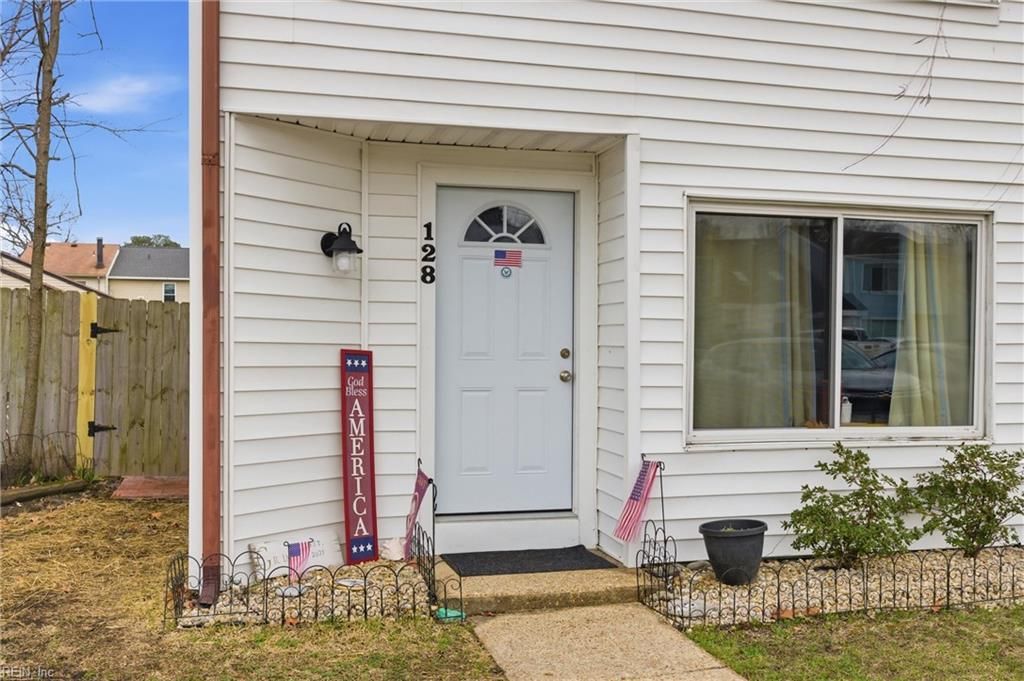 Photo of 128 Thalia Trace Drive, Virginia Beach, VA 23452 (MLS # 10624359)