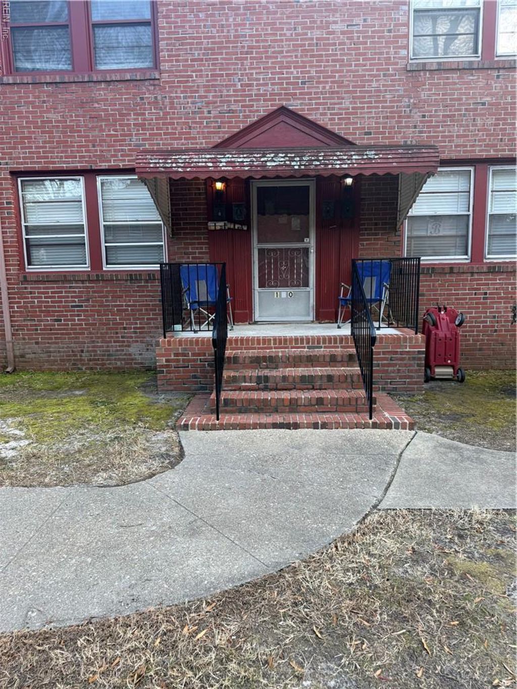 Photo of 110 E Tyler Crescent #3, Portsmouth, VA 23707 (MLS # 10617820)