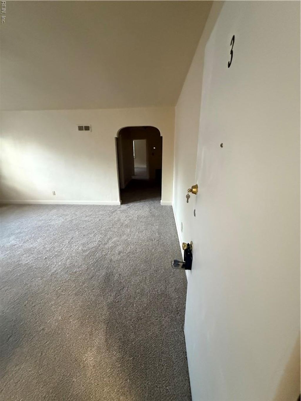 Photo of 110 E Tyler Crescent #3, Portsmouth, VA 23707 (MLS # 10617820)