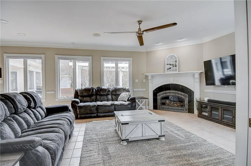 Virginia Beach, Virginia 23455, United States, 7 Bedrooms Bedrooms, ,4 BathroomsBathrooms,Residential,Active,101396