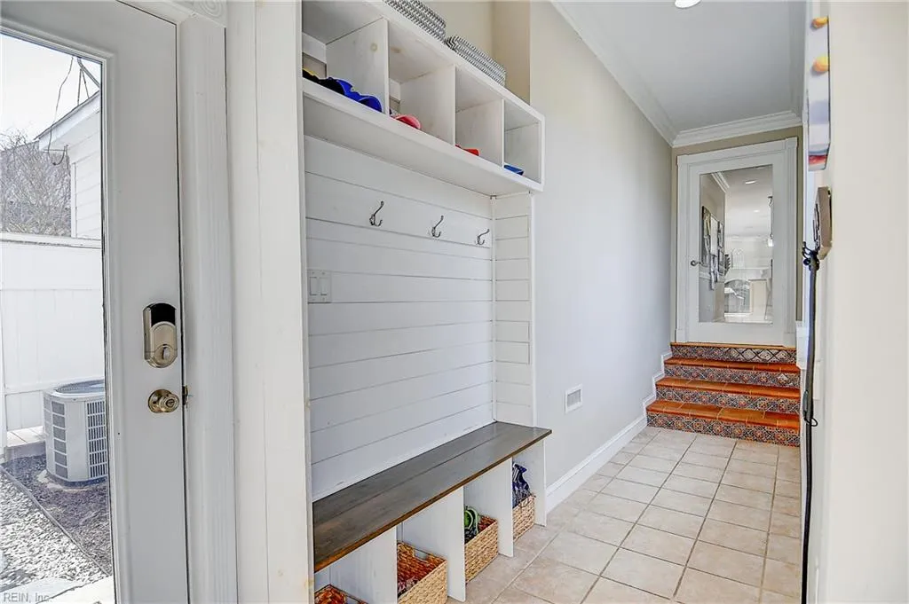 Virginia Beach, Virginia 23455, United States, 7 Bedrooms Bedrooms, ,4 BathroomsBathrooms,Residential,Active,101396