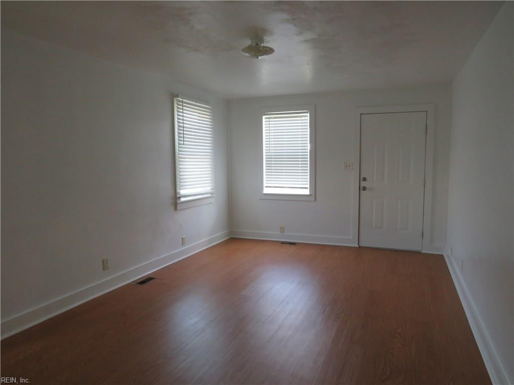 Photo of 6665 Hudson Avenue, Norfolk, VA 23502 (MLS # 10652163)