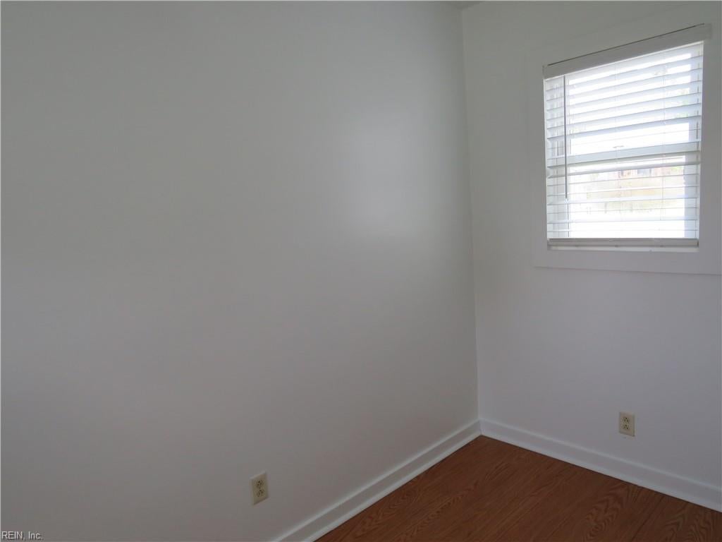 Photo of 6665 Hudson Avenue, Norfolk, VA 23502 (MLS # 10652163)