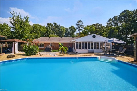 Photo of 608 Brookside Court, Virginia Beach, VA 23452 (MLS # 10652331)