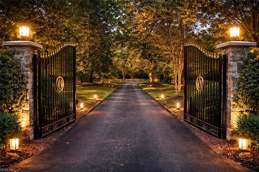 Photo of 262 Thompson Lane, Williamsburg, VA 23188 (MLS # 10629369)