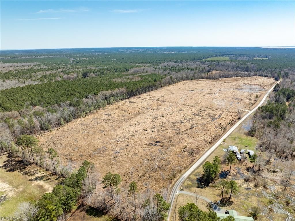 Photo of 00 Irishmen Lane, Cobbs Creek, VA 23035 (MLS # 10627259)