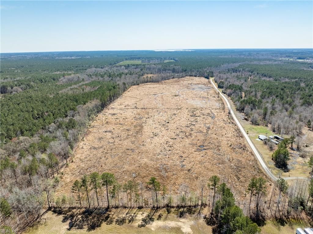 Photo of 00 Irishmen Lane, Cobbs Creek, VA 23035 (MLS # 10627259)