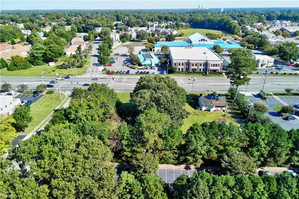 Virginia Beach, Virginia 23464, United States, 3 Bedrooms Bedrooms, ,1 BathroomBathrooms,Residential,Active,40107