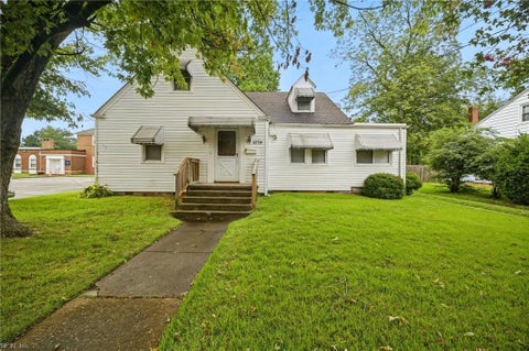 Photo of 1074 Norview Avenue #A, Norfolk, VA 23513 (MLS # 10653113)