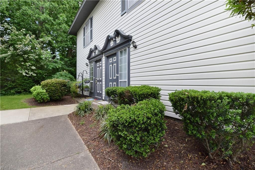 Photo of 240 Ferdinand Circle, Virginia Beach, VA 23462 (MLS # 10634006)
