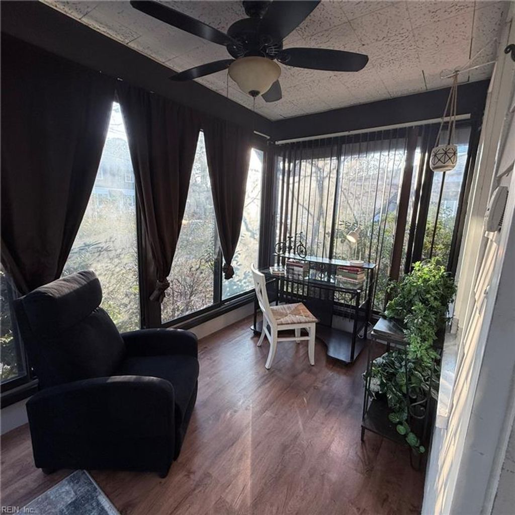 Photo of 1622 Melrose Parkway, Norfolk, VA 23508 (MLS # 10614146)