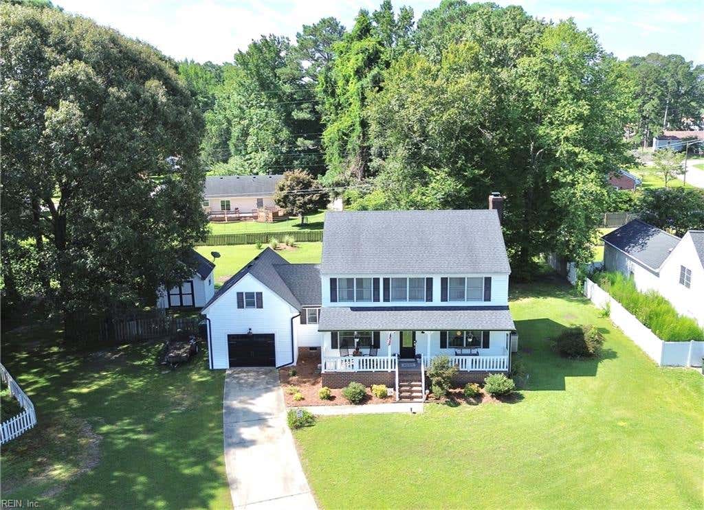 Photo of 103 Royal Oak Court, Suffolk, VA 23434 (MLS # 10648274)