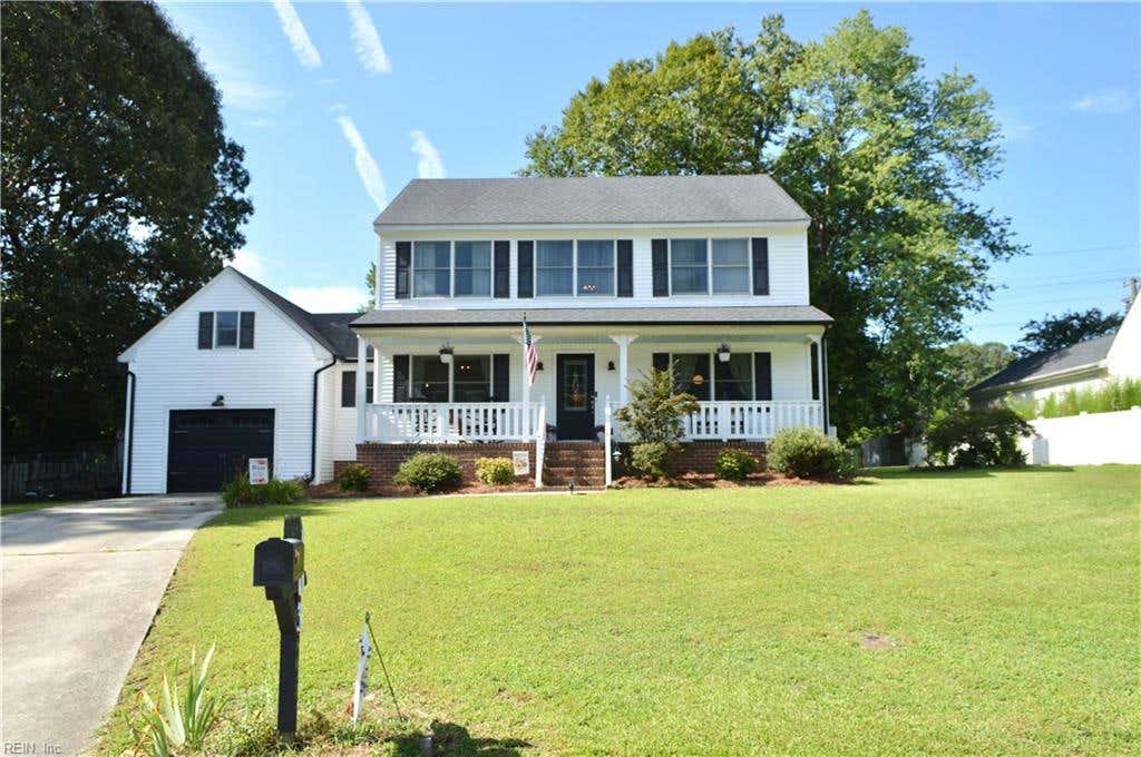 Photo of 103 Royal Oak Court, Suffolk, VA 23434 (MLS # 10648274)