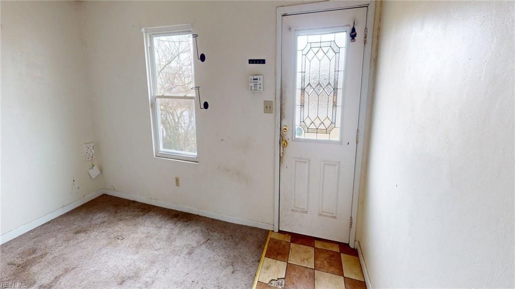 Photo of 1230 Saint Julian Avenue, Norfolk, VA 23504 (MLS # 10626627)