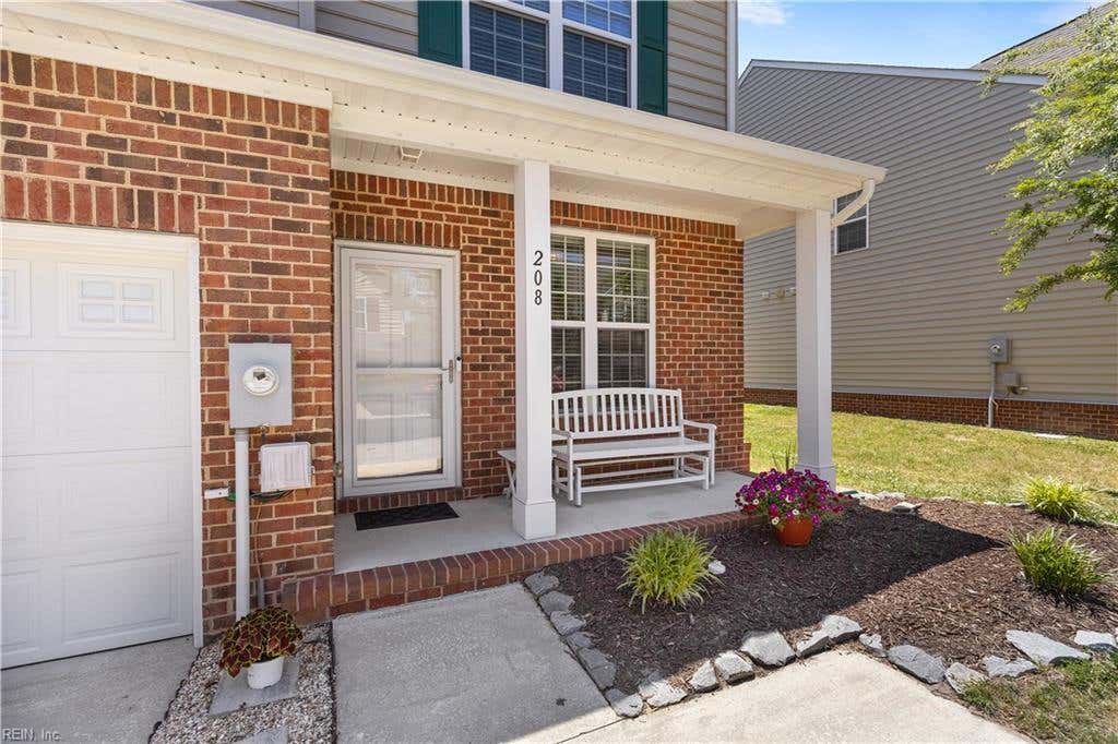 Photo of 208 Monticello Court, Smithfield, VA 23430 (MLS # 10637125)