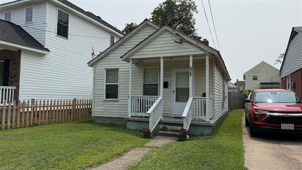 Photo of 822 31st Street, Newport News, VA 23607 (MLS # 10644319)