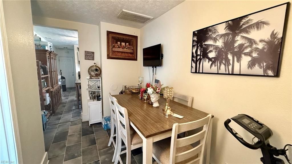 Photo of 822 31st Street, Newport News, VA 23607 (MLS # 10644319)