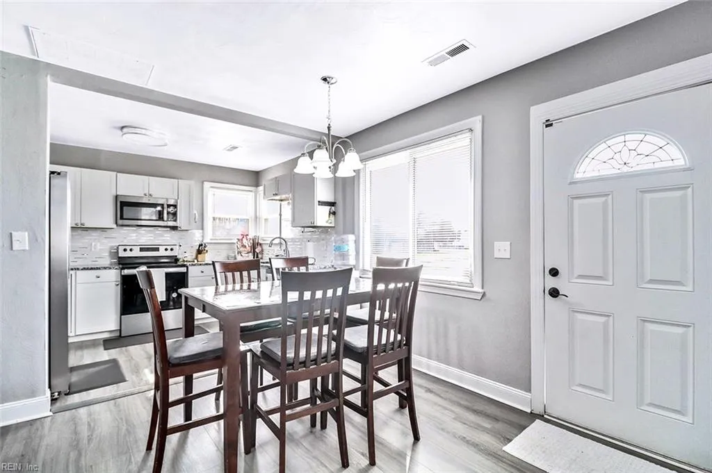 Norfolk, Virginia 23513, United States, 3 Bedrooms Bedrooms, ,2 BathroomsBathrooms,Residential,Active,183688