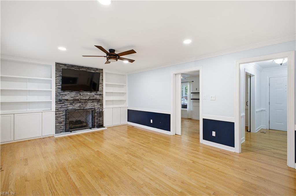 Photo of 100 Spinnaker Run Lane, Smithfield, VA 23430 (MLS # 10649804)