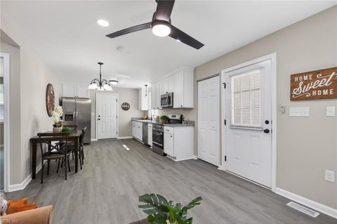 Photo of 1803 Loudoun Avenue, Portsmouth, VA 23707 (MLS # 10631506)