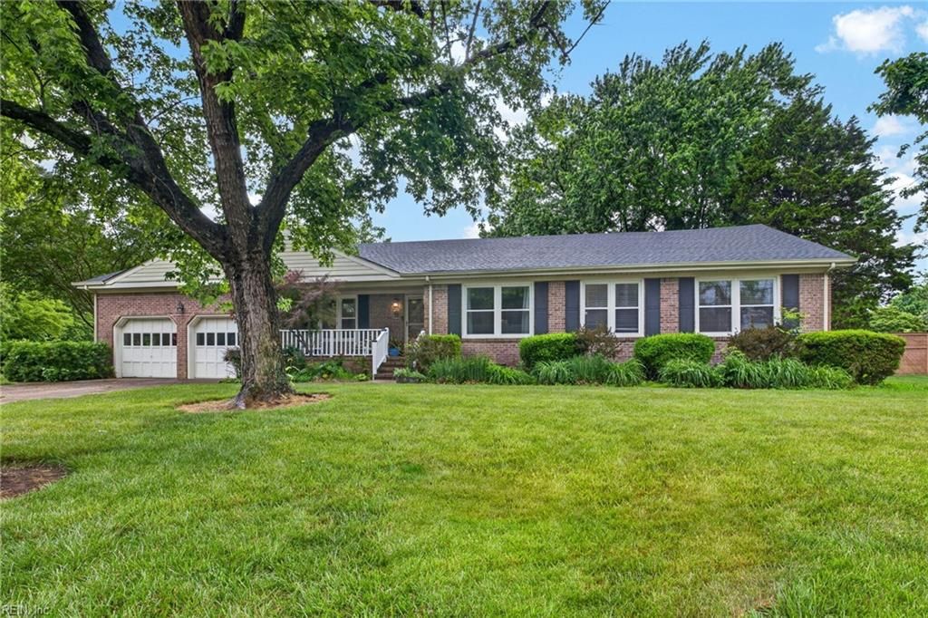 Photo of 801 Adrian Drive, Virginia Beach, VA 23452 (MLS # 10636460)