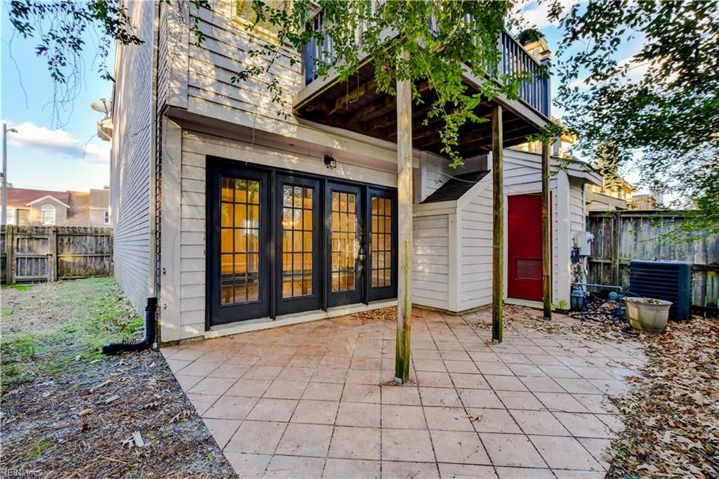 Photo of 740 S Lake Circle, Chesapeake, VA 23322 (MLS # 10613373)