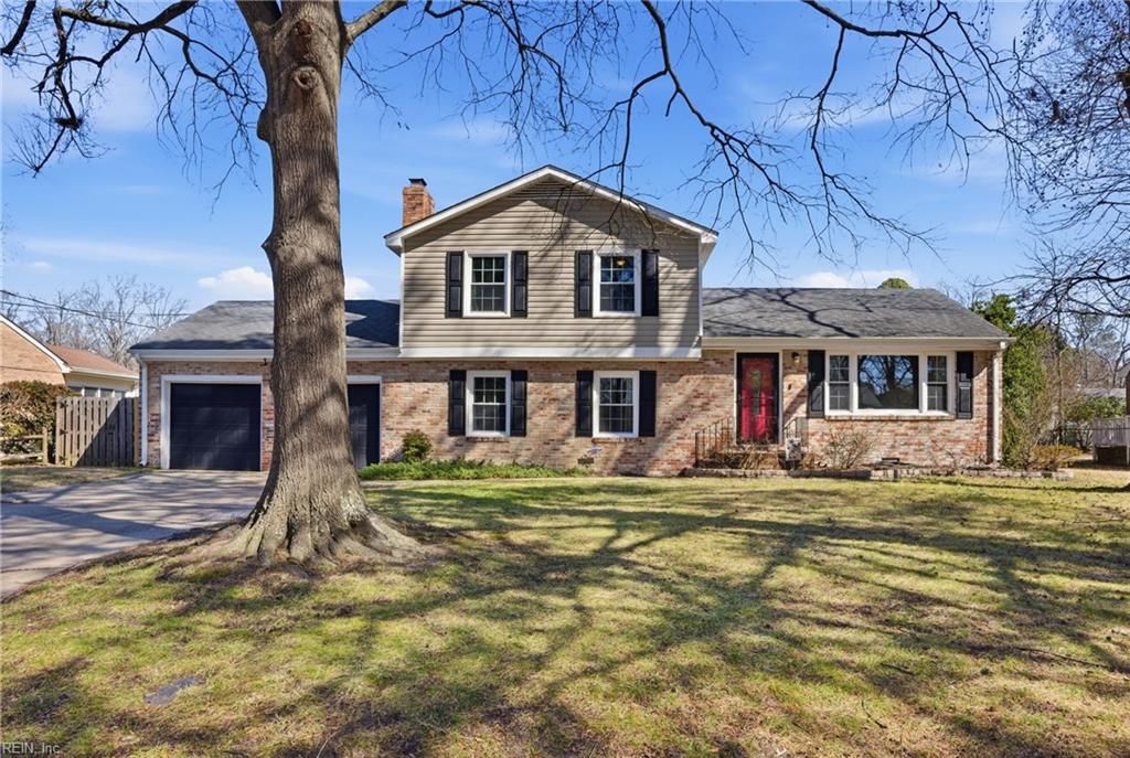 Photo of 4017 Timberland Drive, Portsmouth, VA 23703 (MLS # 10622837)