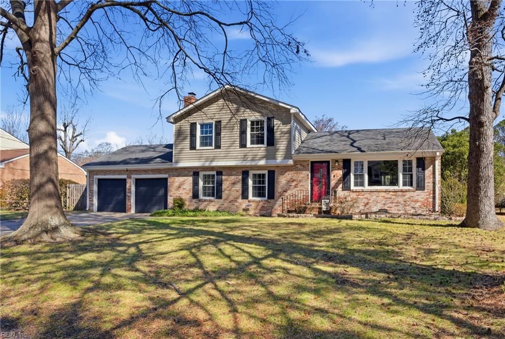 Photo of 4017 Timberland Drive, Portsmouth, VA 23703 (MLS # 10622837)