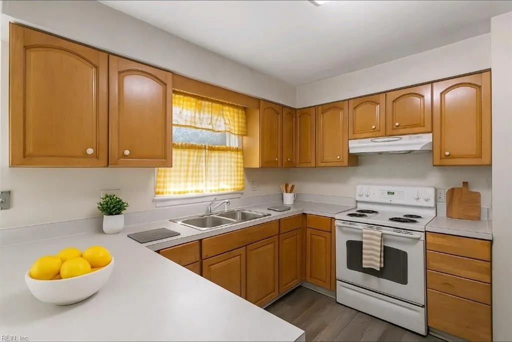 Portsmouth, Virginia 23703, United States, 3 Bedrooms Bedrooms, ,2 BathroomsBathrooms,Residential,Active,158833