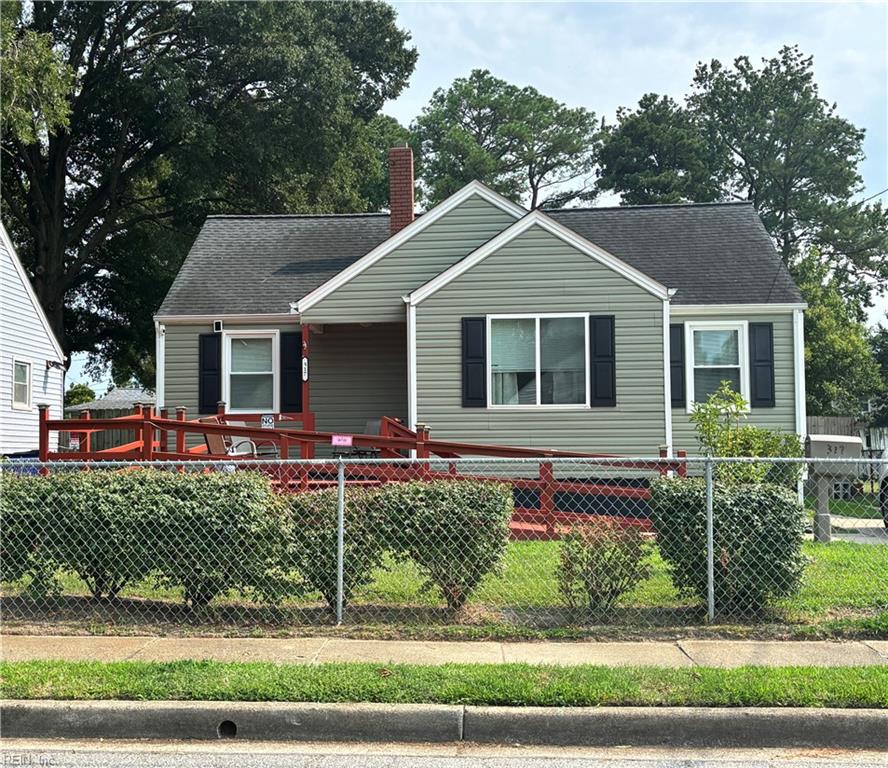 Photo of 317 E Evans Street, Norfolk, VA 23503 (MLS # 10656958)