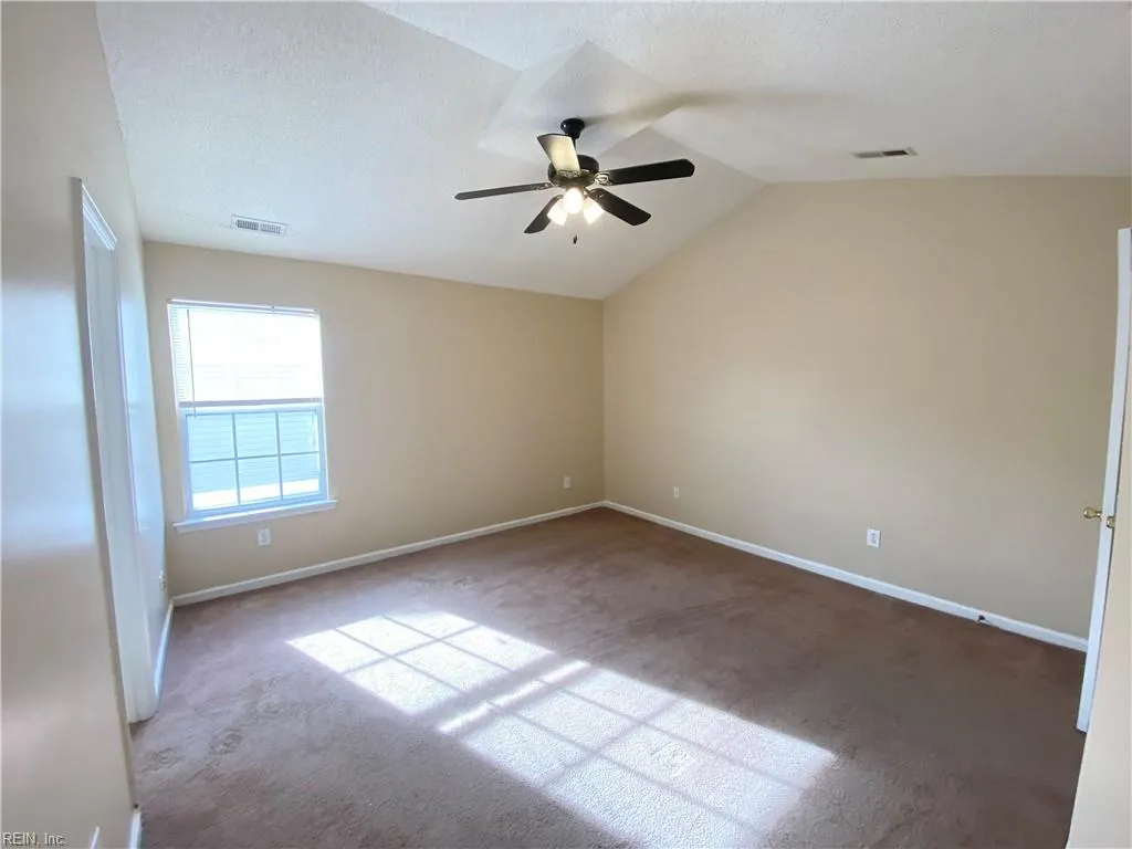 Chesapeake, Virginia 23320, United States, 3 Bedrooms Bedrooms, ,3 BathroomsBathrooms,Residential,Pending,11525