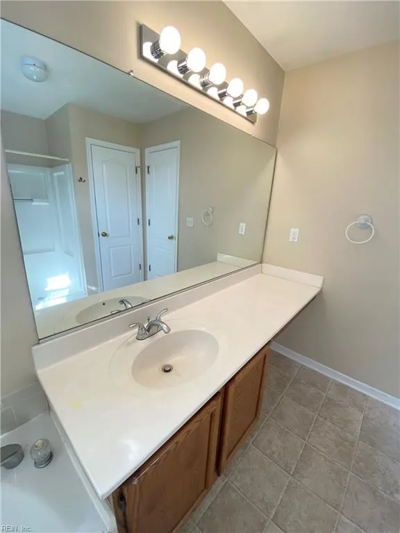 Chesapeake, Virginia 23320, United States, 3 Bedrooms Bedrooms, ,3 BathroomsBathrooms,Residential,Pending,11525