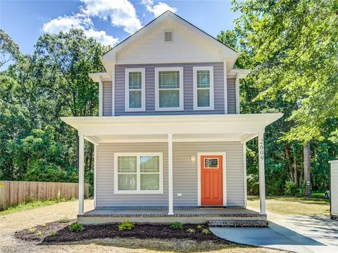 439 Smith Street, Suffolk, VA 23434 - #: 10577862