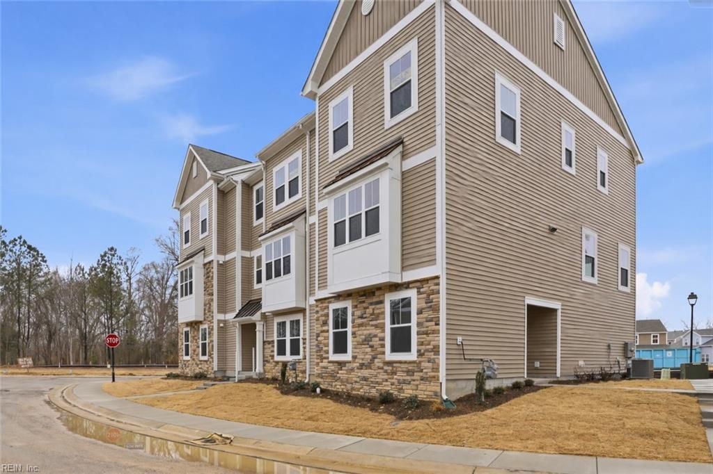 Photo of 1005 Serene Road #100, Suffolk, VA 23435 (MLS # 10627550)