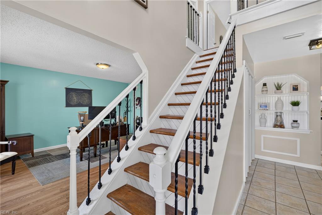 Photo of 3233 Barberry Lane, Virginia Beach, VA 23453 (MLS # 10653362)