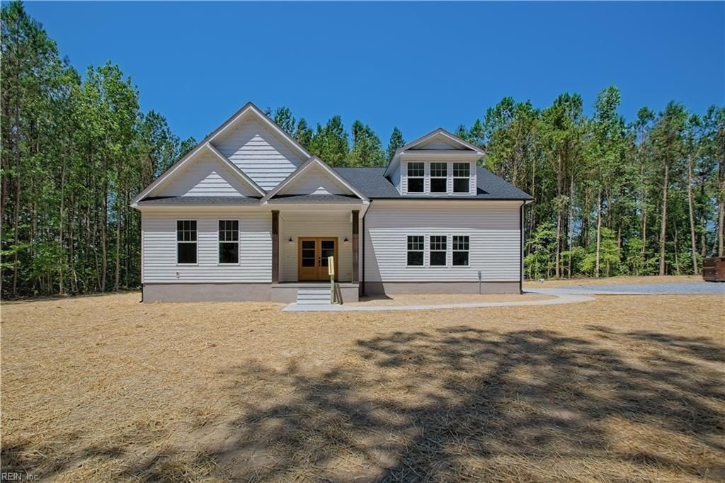 Photo of 19 Grove Avenue, Suffolk, VA 23434 (MLS # 10617545)