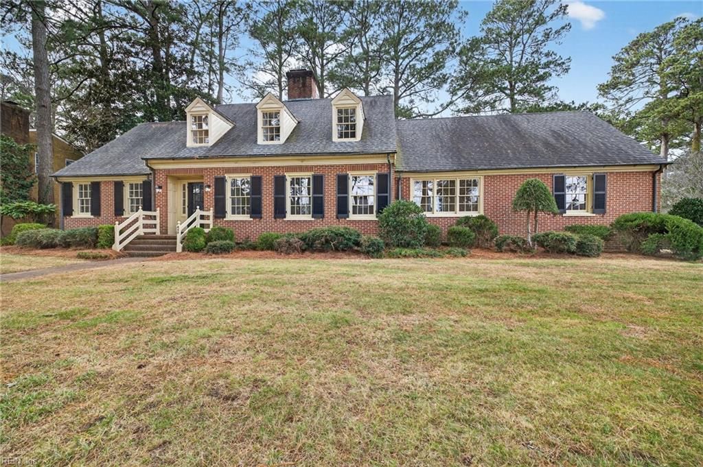 Photo of 609 Jones Street, Suffolk, VA 23434 (MLS # 10613824)