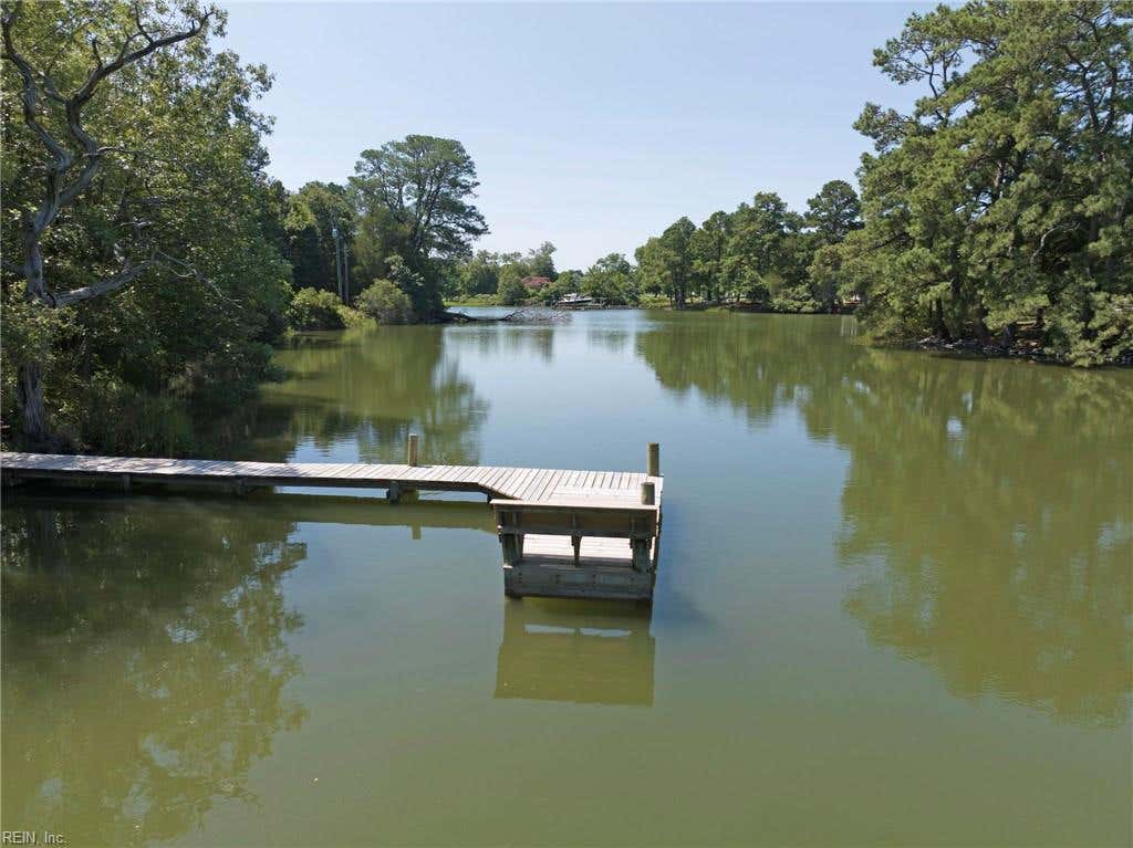 Photo of 175 Heron Point Road, Cardinal, VA 23025 (MLS # 10646961)