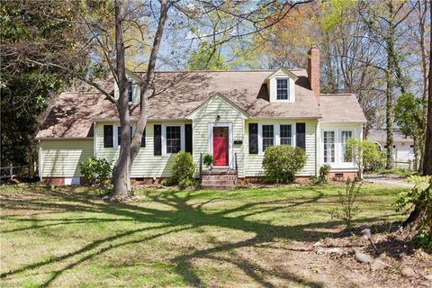 Photo of 128 Botetourt Road, Newport News, VA 23601 (MLS # 10628150)